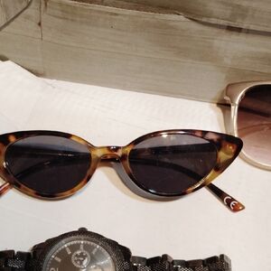 Foster Grant Tortoise Cat-Eye Sunglasses